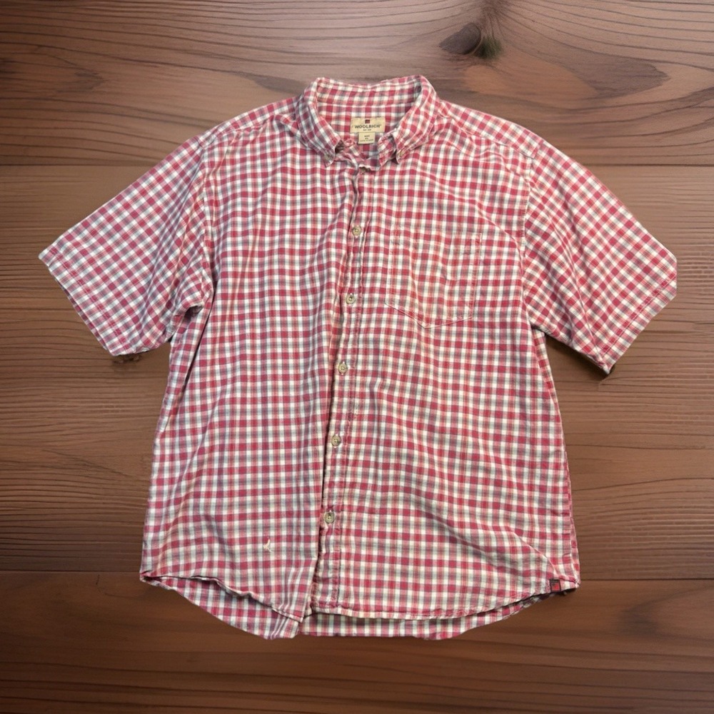 Woolrich Men's XL Red Plaid Short Sleeve Button-Up Shirt - 100% Cotton